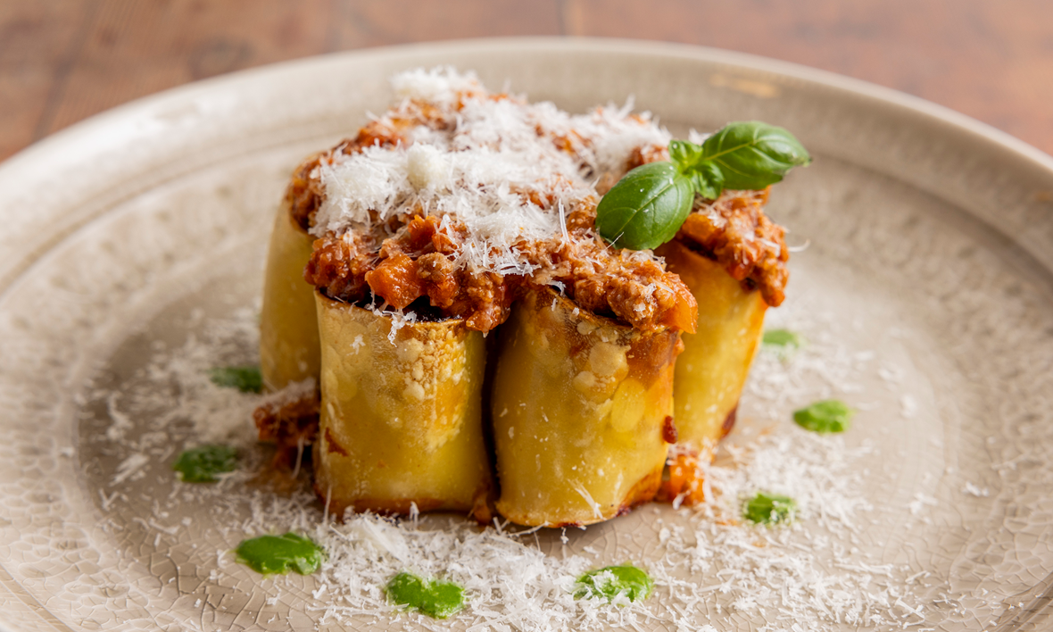 Paccheri med bolognese