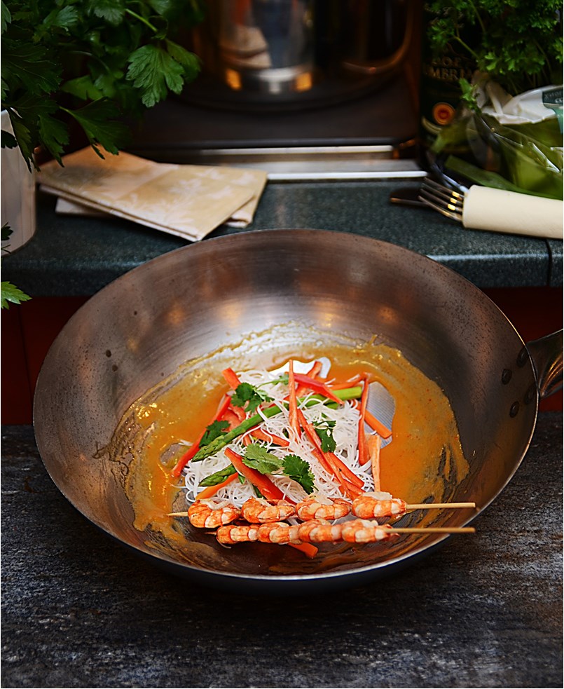 Scampi-spyd & Thai Red Curry med risnudler